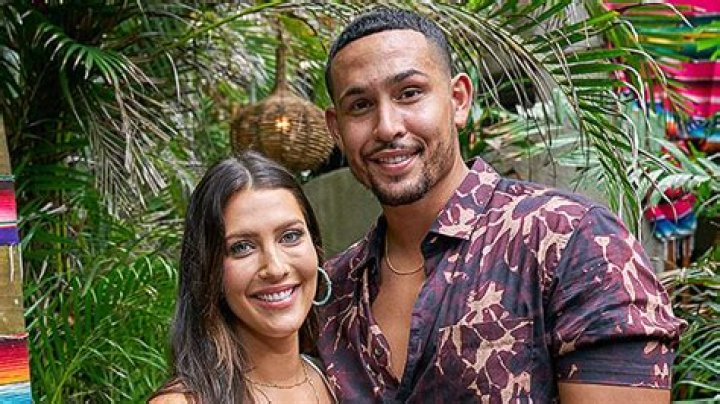 ‘Bachelorette’ Star Becca Kufrin Pregnant & Expecting 1st Baby With Thomas Jacobs