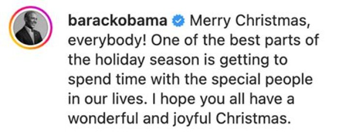 Barack Obama Poses With Malia, Sasha, & Michelle In Christmas Photo – Hollywood Life