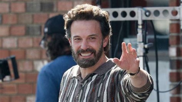 Ben Affleck Rocks A Beard On Film Set & Looks Unrecognizable — Pics – Hollywood Life