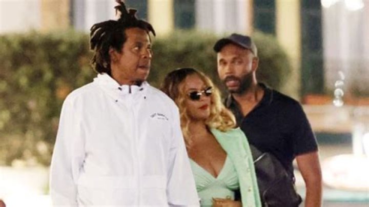 Beyoncé Stuns In Mint Green Dress As She Holds Hands With Jay-Z On Portofino Date Night — Photos