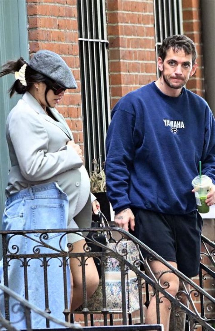 Cassie’s Pregnant: She & Boyfriend Alex Fine Confirm They’re Expecting