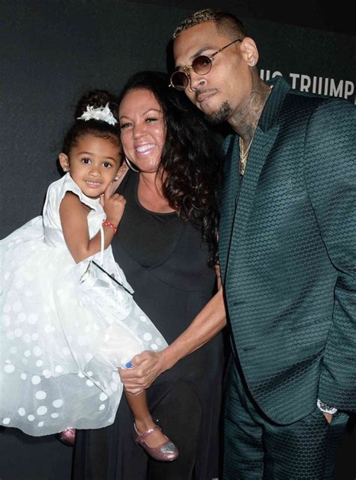 Chris Brown’s Mother, Joyce, Helping With Custody Battle Of Royalty – Hollywood Life
