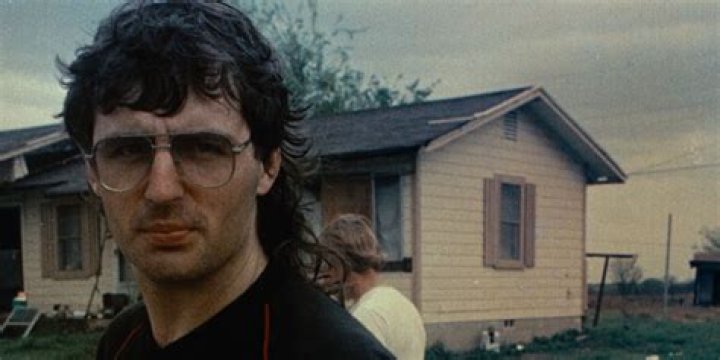 David Koresh Show — Episode 1 Recap – Hollywood Life