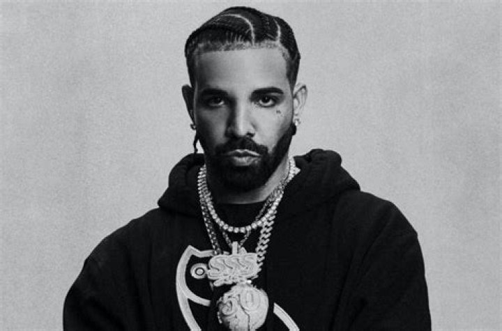 Drake Teases His Secret To Staying Healthy While In Quarantine During Tory Lanez Interview