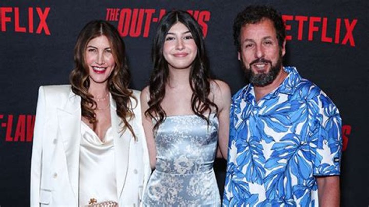 From Cute Teen To All Grown Up – Hollywood Life
