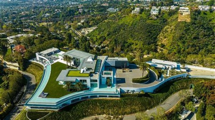 He Reveals If GF Is ‘The One’ – Hollywood Life