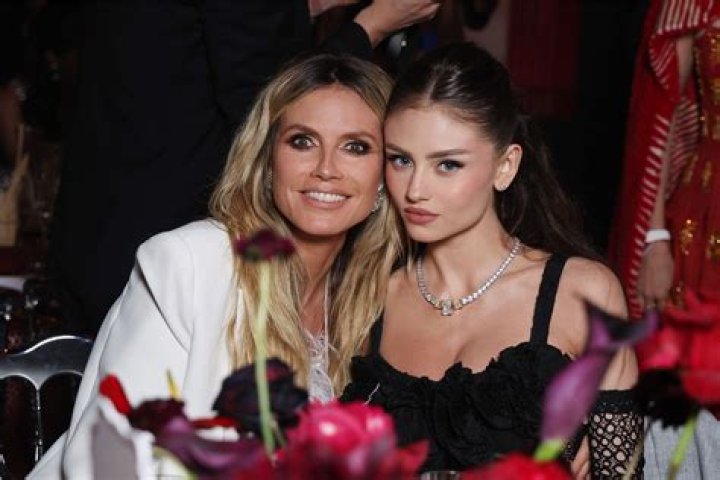 Heidi Klum’s Daughter Leni, 19, Shares Rare Makeup-Free Selfie To Show Off Her Unfiltered Face