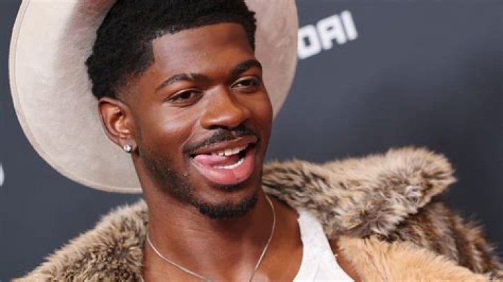 Is Lil Nas X Dating Anyone? He Reveals Whether Or Not He’s Single – Hollywood Life