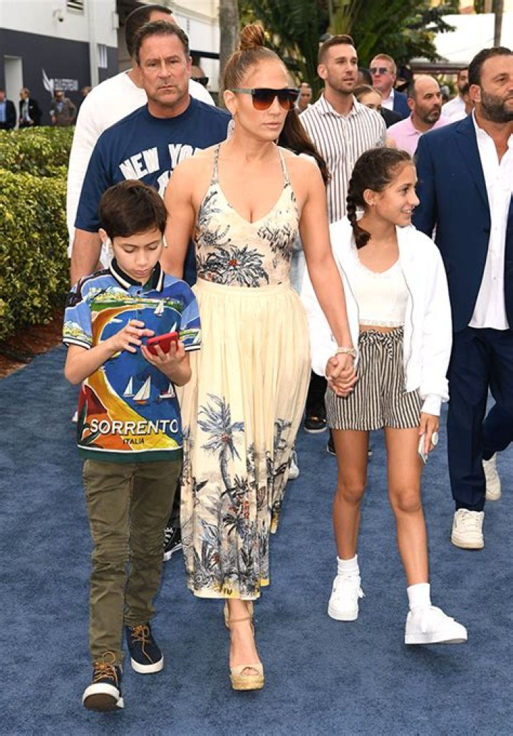 Jennifer Lopez & Twins Max & Emme, 13, Are Seen Boarding A Private Plane Amid Ben Affleck Reunion