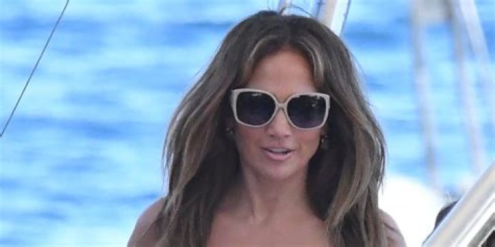 Jennifer Lopez Wears White Bikini Top For ‘Marry Me’ Performance – Hollywood Life