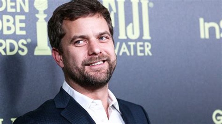 Joshua Jackson – Hollywood Life