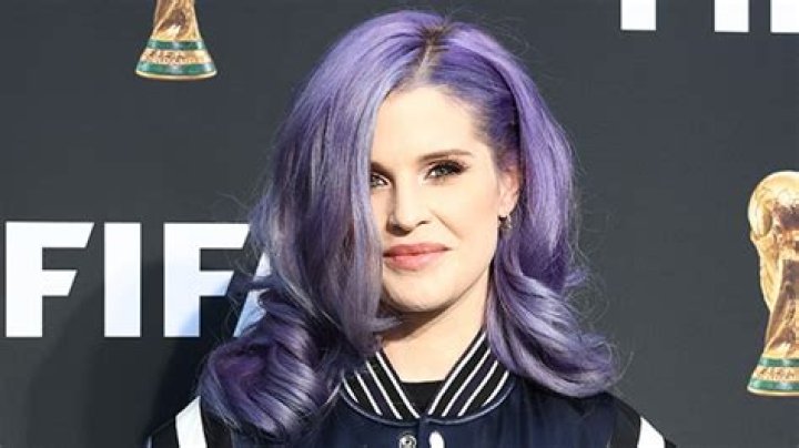 Kelly Osbourne Says Goodbye to Her Purple Hair With Blonde Transformation