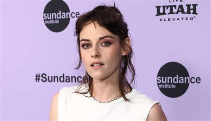 Kristen Stewart In ‘Beauty & The Beast’? — Director Wants Actress To Play Belle – Hollywood Life