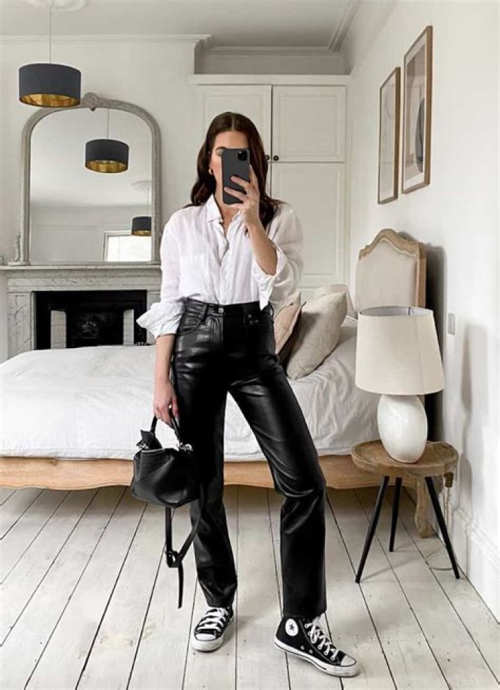 Larsa Pippen, 46, Slays In High-Waisted Leather Pants For Sexy New Selfie — See Pic