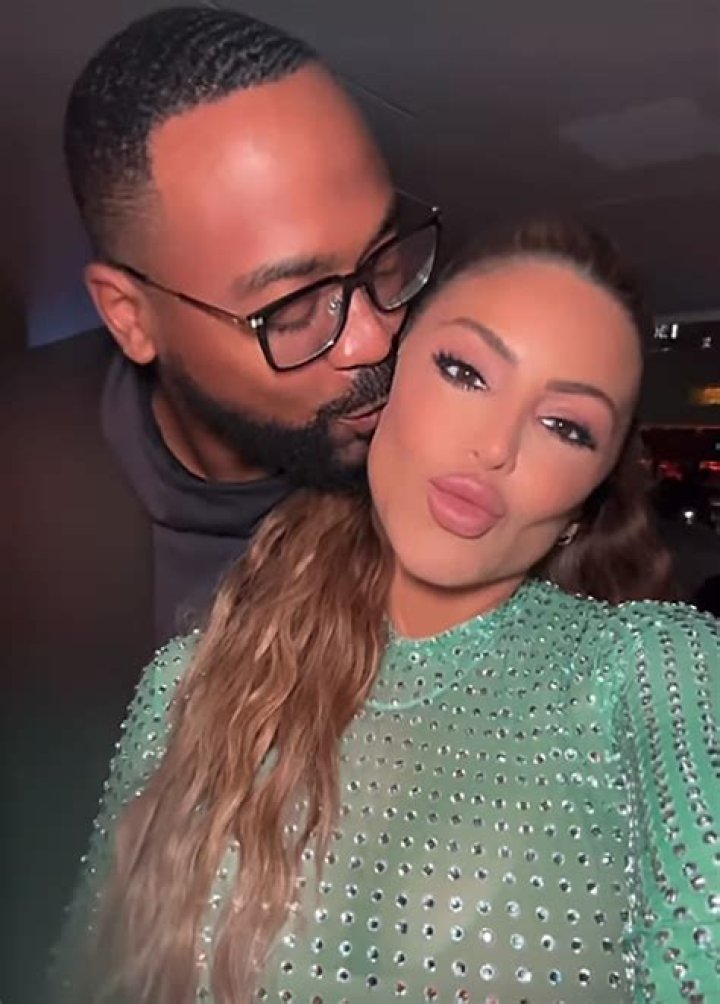 Larsa Pippen Reveals New Dog In Green Bikini: Pic – Hollywood Life