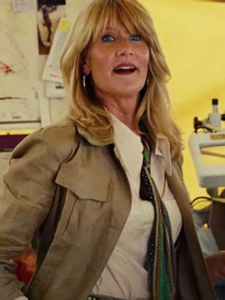 Laura Dern & Sam Neill Reunite – Hollywood Life
