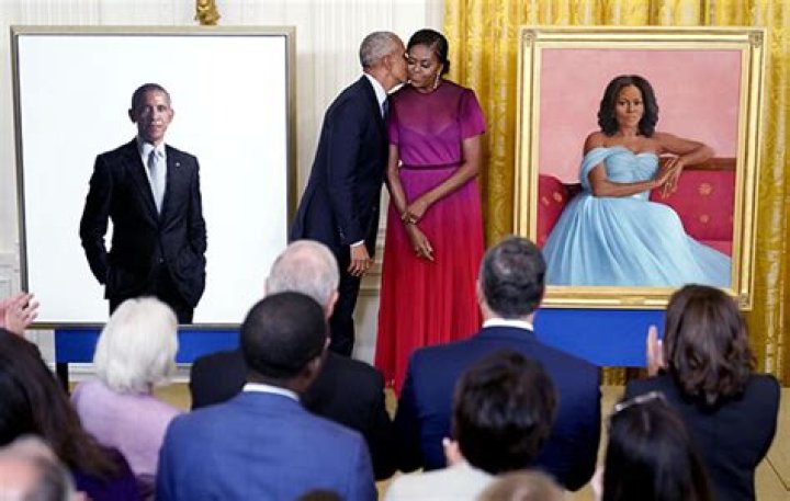Michelle Obama Reveals An ‘Annoying’ Item Of Barack’s That She Wishes She Could Throw Away
