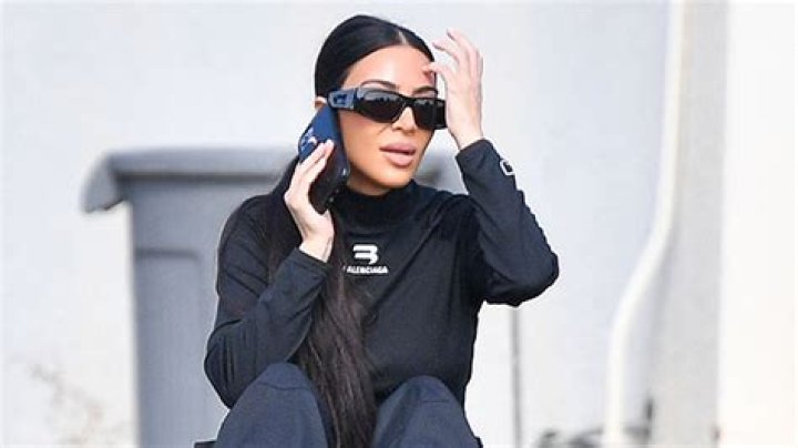 New Sex Tape Rumor Makes Her Cry On ‘The Kardashians’ – Hollywood Life