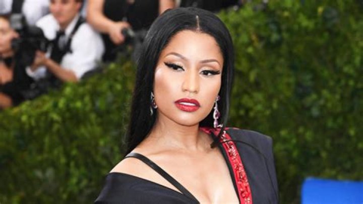 Nicki Minaj Disses The Grammys Over Losing Best New Artist In 2012 – Hollywood Life