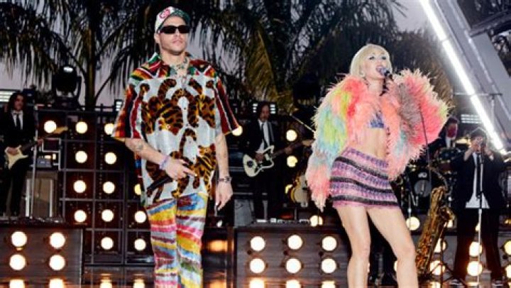 Pete Davidson & Miley Cyrus Remix Will Smith’s ‘Miami’ For NYE Special – Hollywood Life