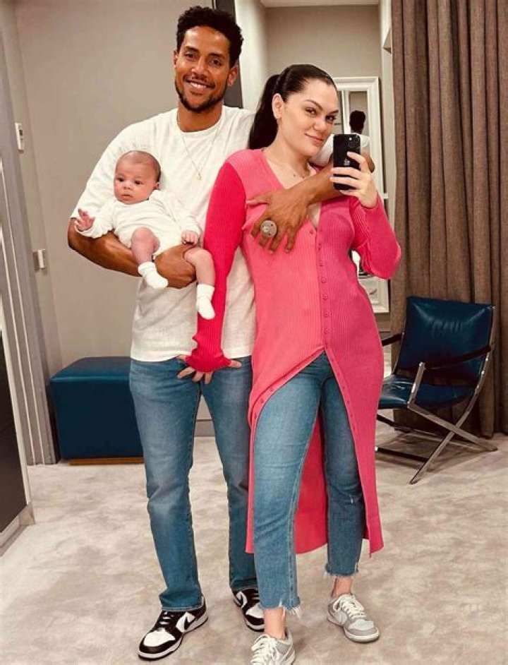Post-Baby Body – Hollywood Life