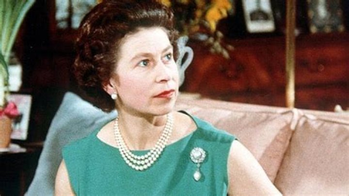 Queen Elizabeth II Was Reportedly ‘Comforted’ By Her Beloved Corgis ‘In Her Final Hours’