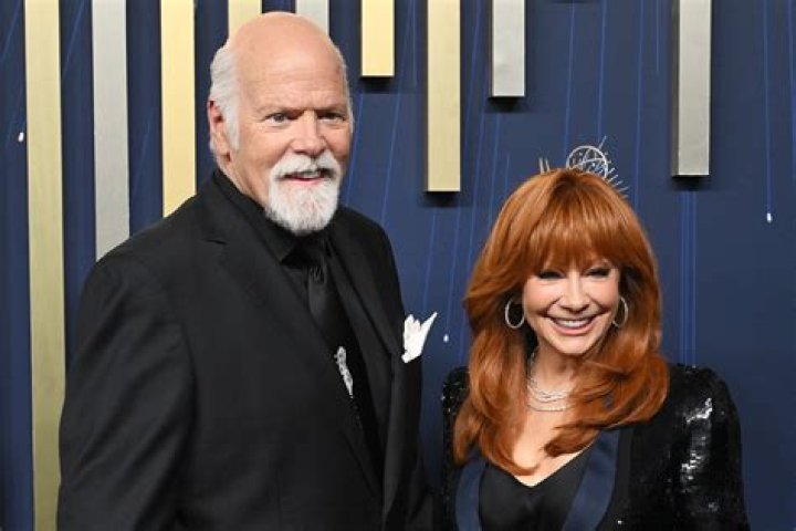Reba McEntire’s Boyfriend: Meet Rex Linn & Learn More About Her Past Marriages