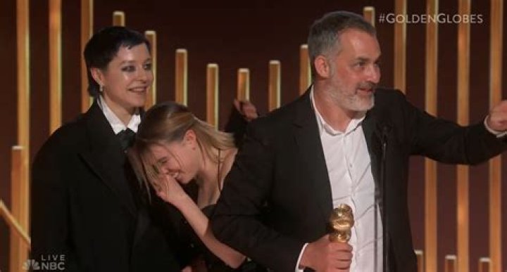 Recreate Milly Alcock’s Metallic Golden Globes Look With This $8 Product