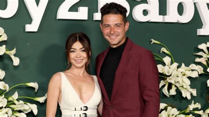 Sarah Hyland & Wells Adams Do The TikTik Couples Challenge: We’re ‘The Poor Man’s J.Lo & A-Rod’