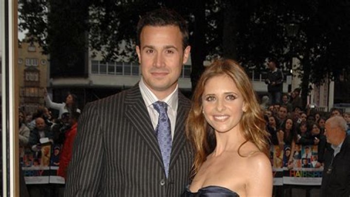 Sarah Michelle Gellar & Freddie Prinze Jr.’s Family Photos From Hawaii – Hollywood Life