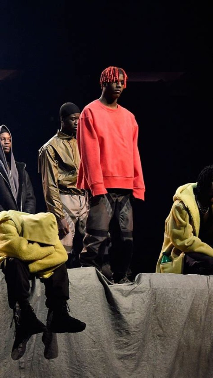 Scott Disick Skips Kanye West’s Yeezy Season 3 Show To Party With Hot Models In NYC