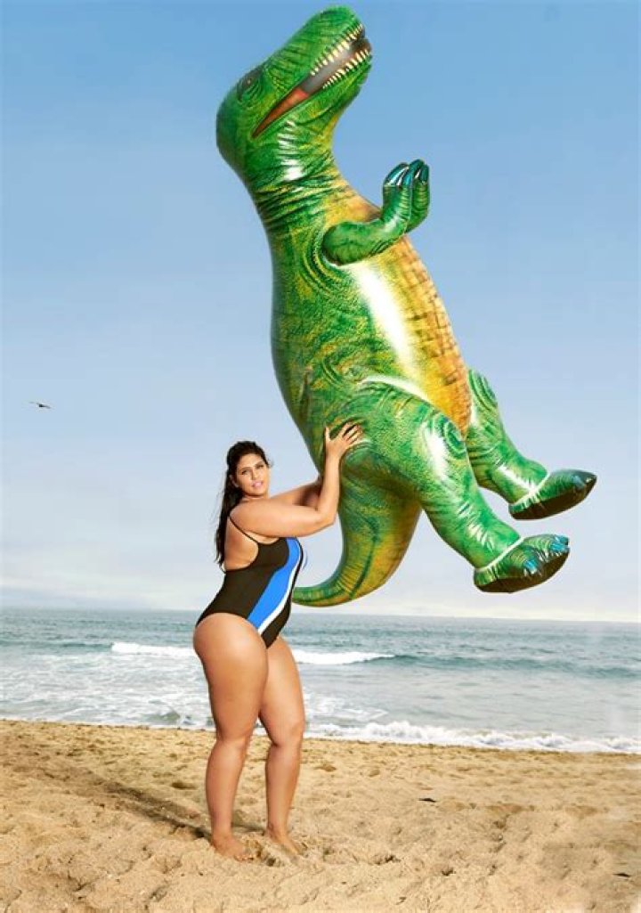 Simply Be Relaunch Campaign Starring Sarina Nowak & Natalie Nootenboom — PICS