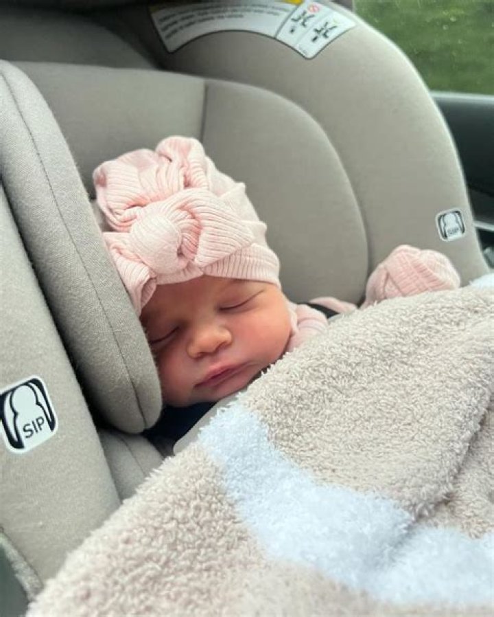 ‘The Bachelor’ Alum Nick Viall Welcomes a Baby Girl: See the Adorable First Photos