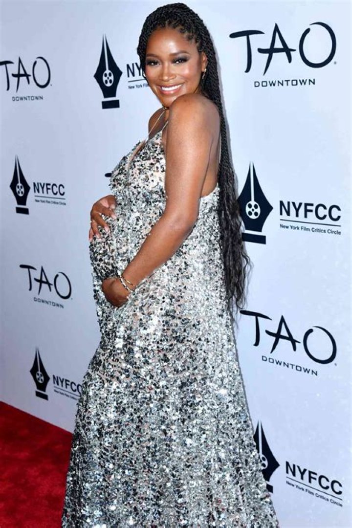 Tiny Shows Baby Bump In Throwback Pic For Daughter Zonnique’s Birthday – Hollywood Life
