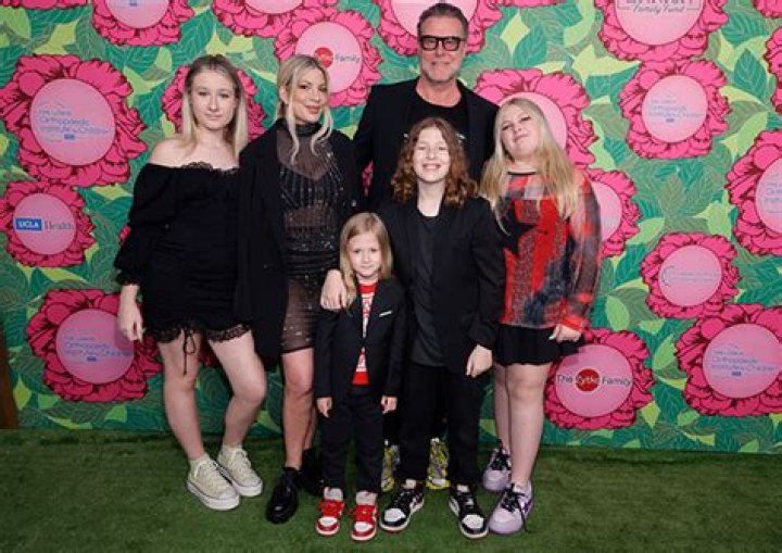 Tori Spelling Spotted In RV At Campsite With Her Kids: Photos – Hollywood Life