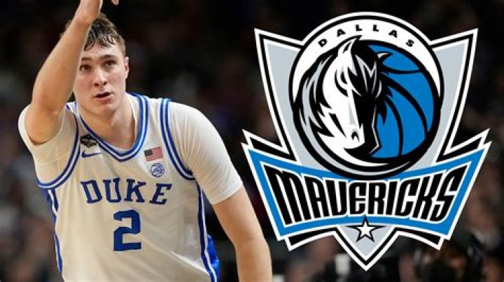 Travis Kelce Reacts to Getting Booed Twice at Dallas Mavericks NBA Playoff Game